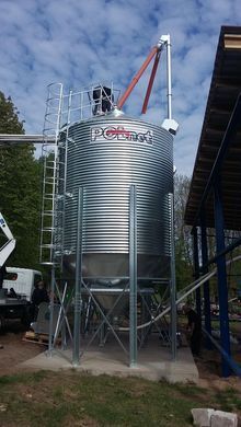 Бункер для кормов 9,0 м&sup3;., металлический