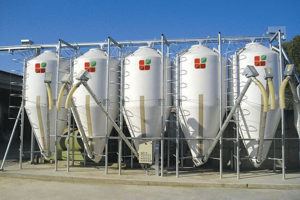 Бункер для кормов 26,0 м³ стеклопластиковый